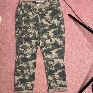 Camo Capri Jeans